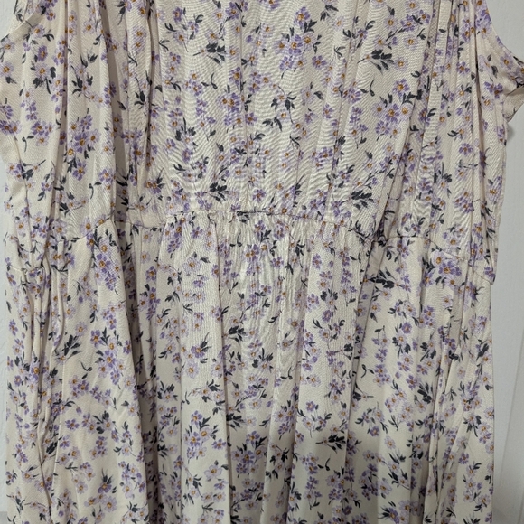 NWT Torrid Ditsy Floral Dew Challis Halter Hi Low Dress in Size 2 (18/20) - Picture 6 of 15